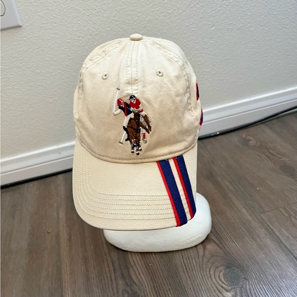 U.S. Polo Assn. Cream Cap with Red Embroidery - Picture 1 of 9